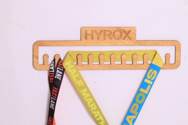 HYROX Medal Holder Simply Etched